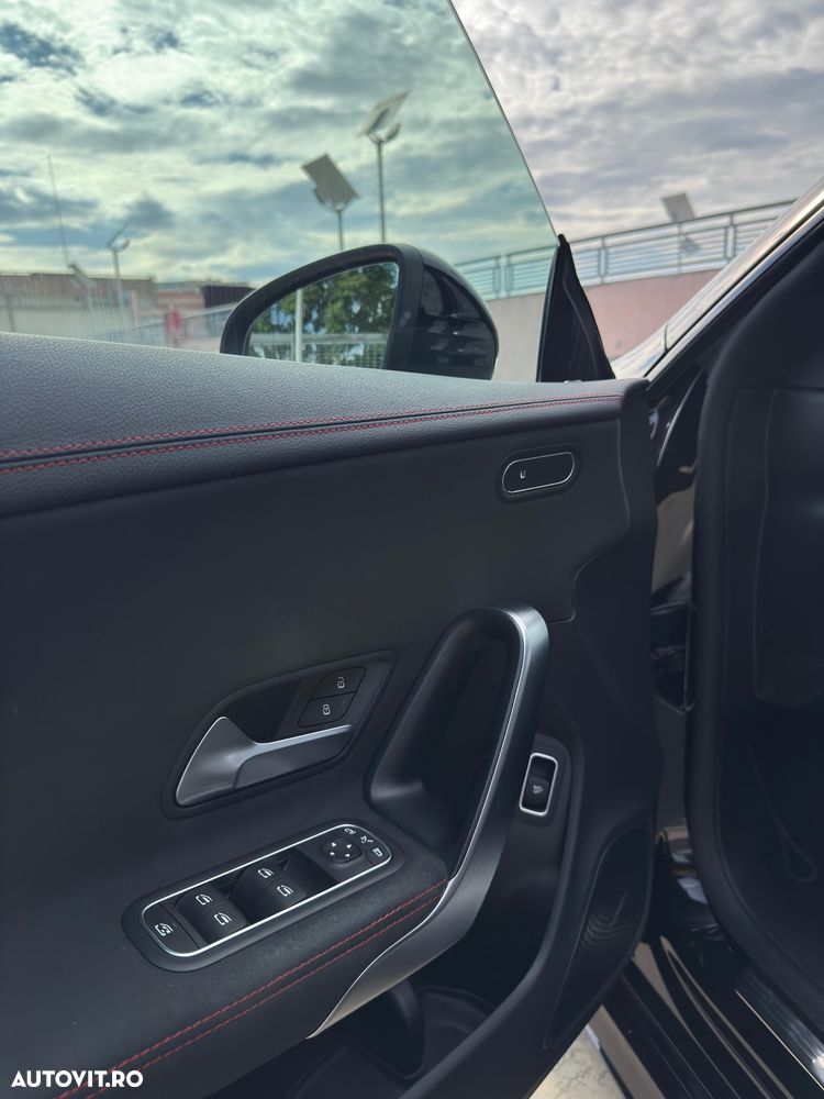 Mercedes-Benz CLA AMG 45 S 4Matic+ AMG Speedshift 8G-DCT - 16