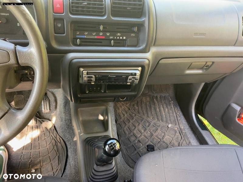 Suzuki Jimny - 22