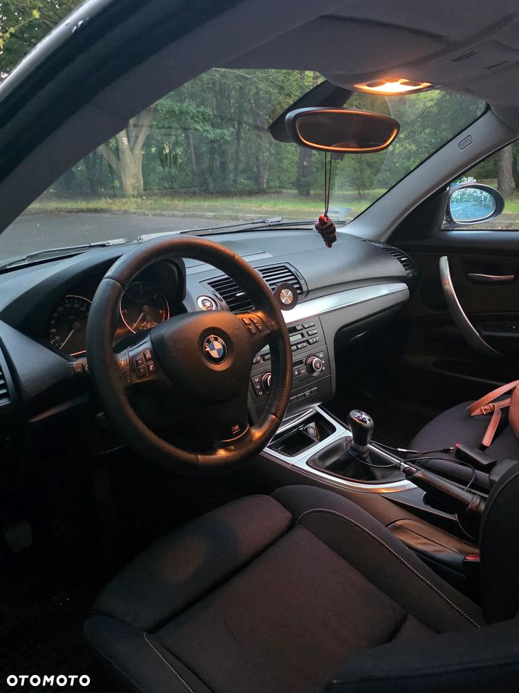 BMW Seria 1 118d - 8