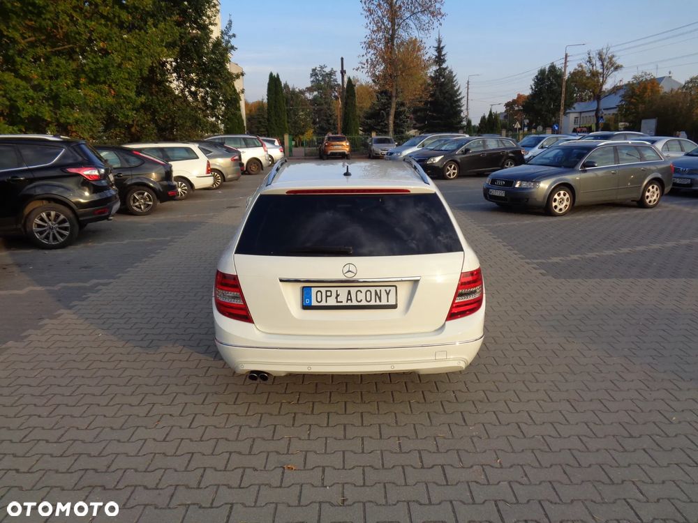 Mercedes-Benz Klasa C 180 BlueEFFICIENCY Avantgarde - 17