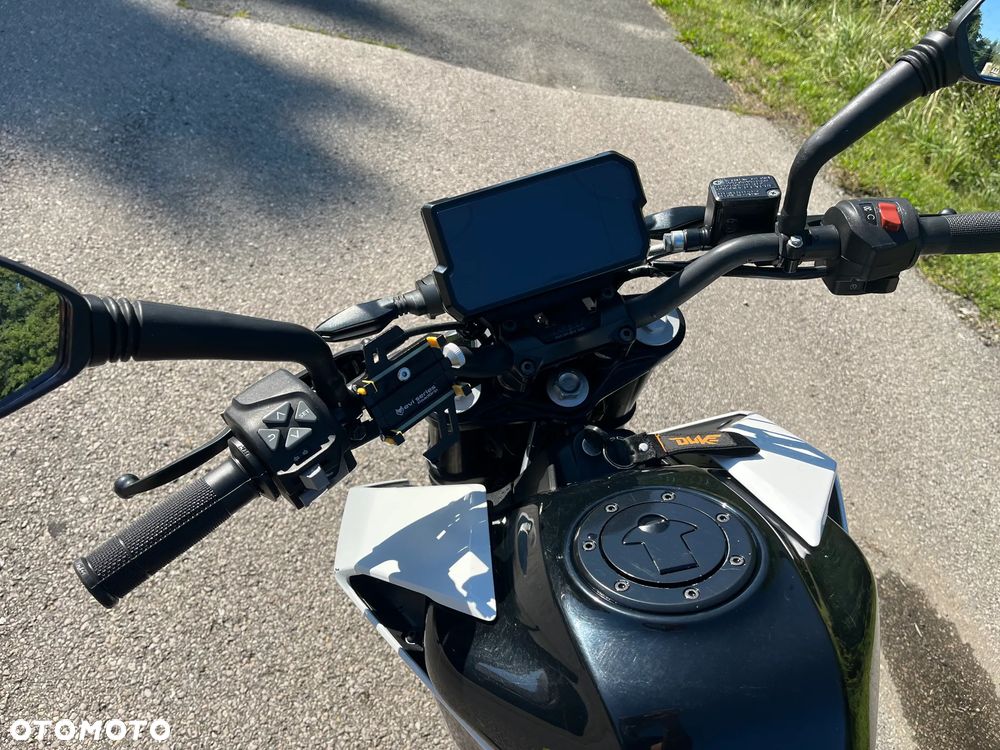 KTM Duke 125 - 8