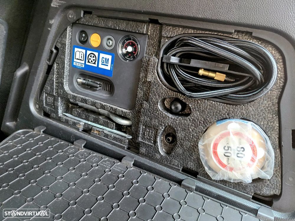 Opel Meriva 1.4 T FlexFuel - 13