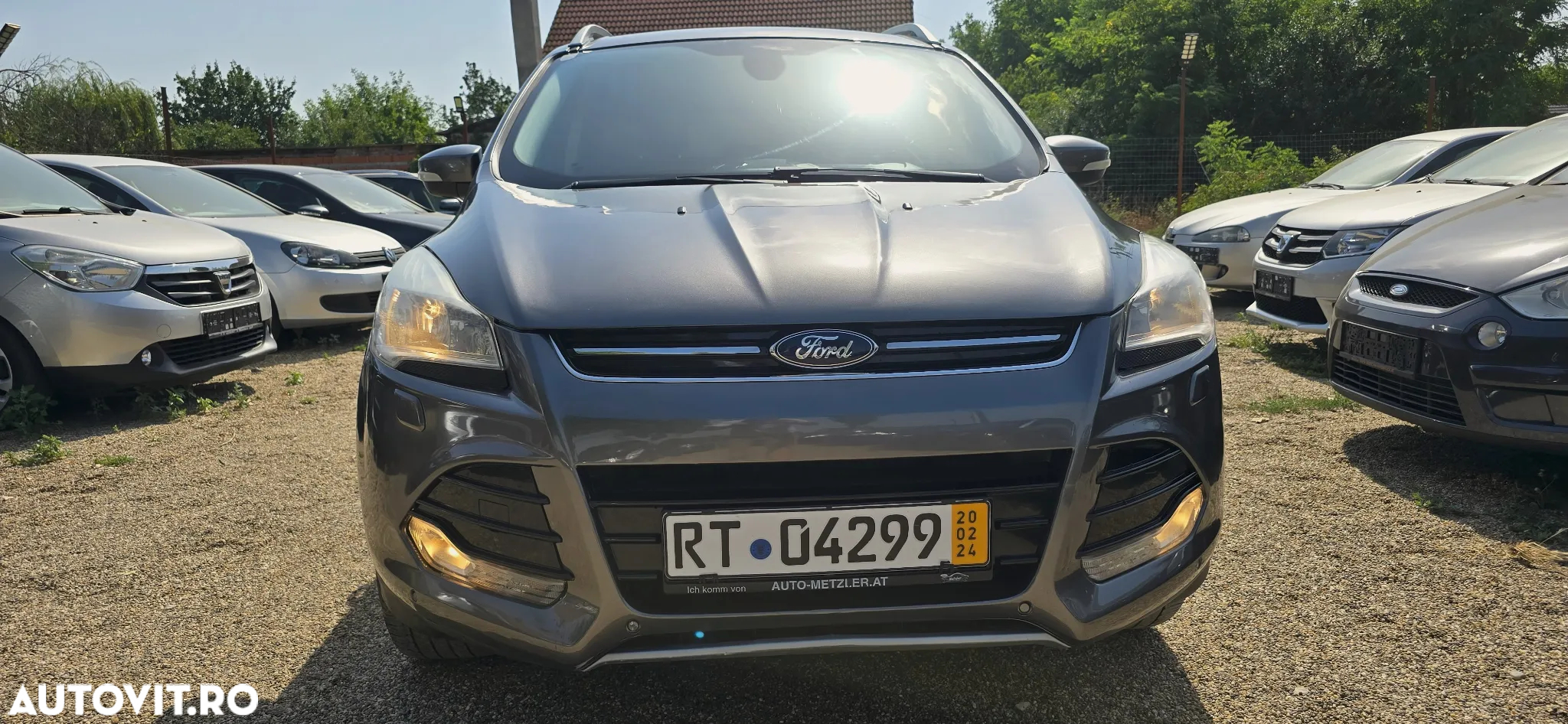 Ford Kuga 2.0 TDCi 4x4 Aut. Titanium - 2
