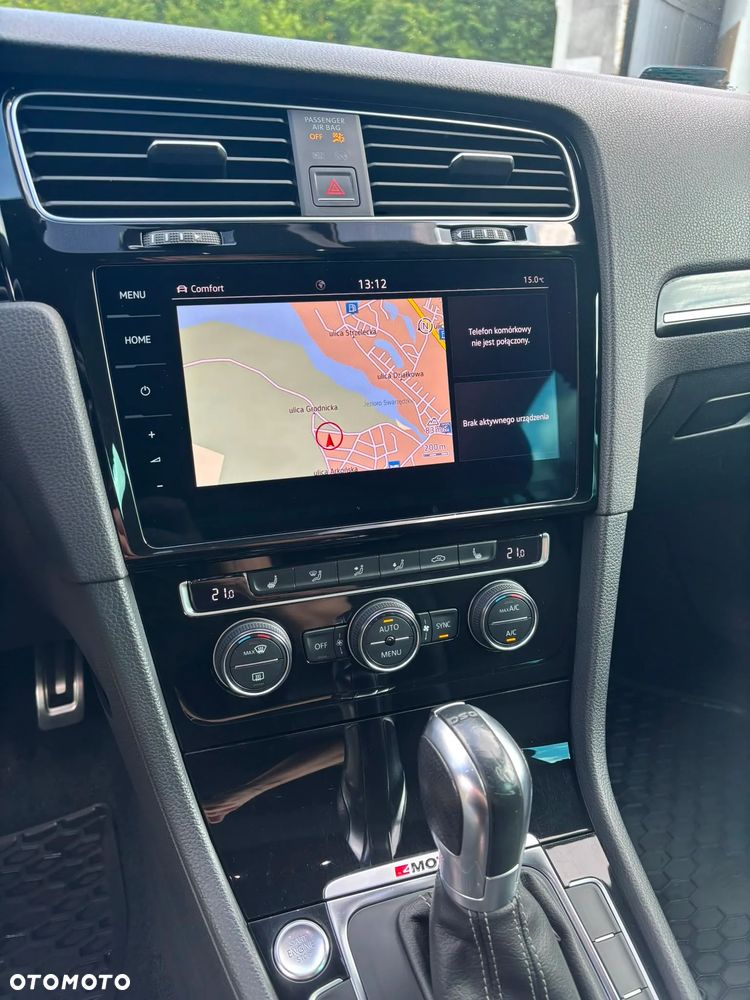 Volkswagen Golf - 15