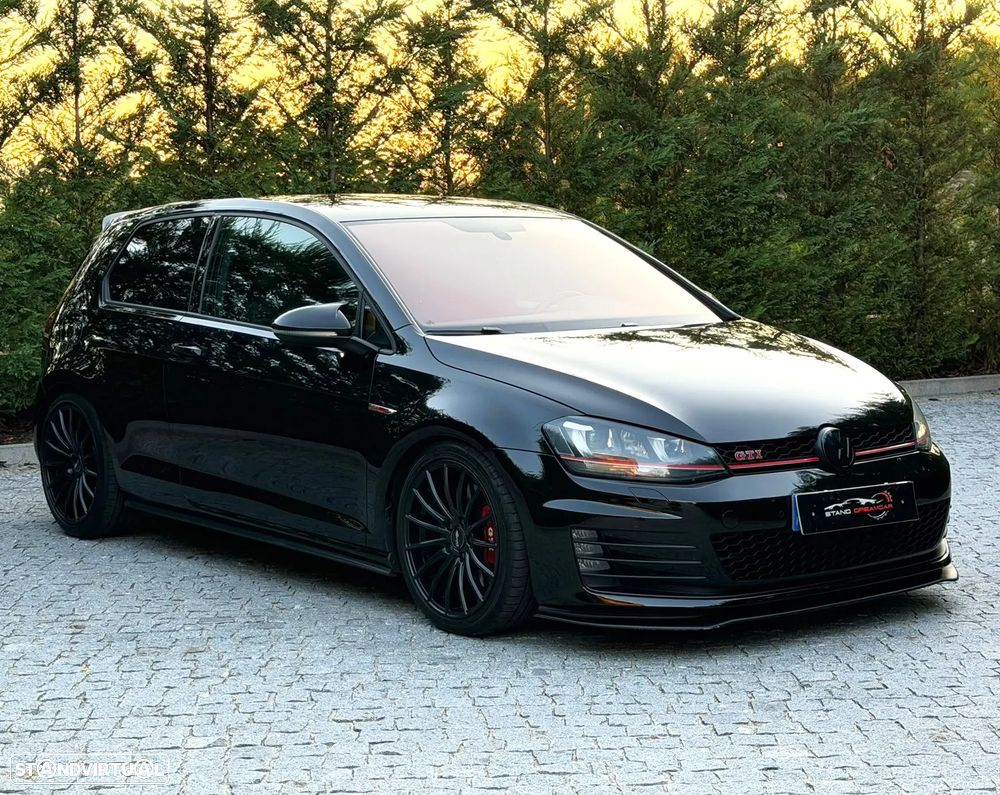 VW Golf GTI Performance BlueMotion DSG - 4
