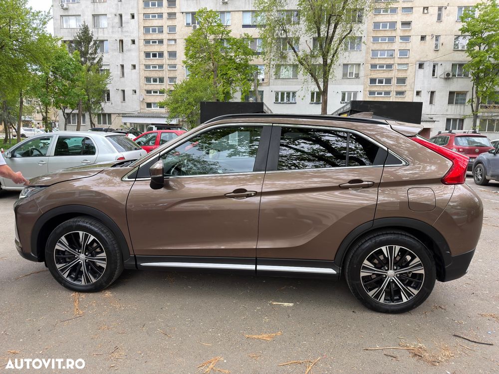 Mitsubishi Eclipse-Cross - 4