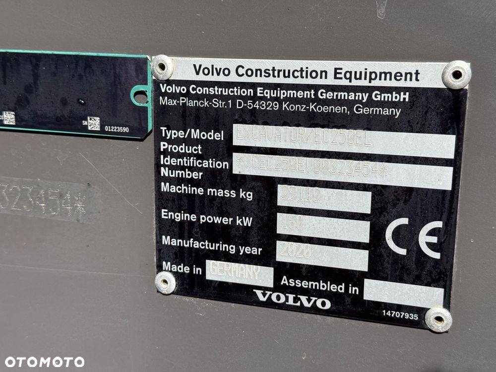 Volvo EC 250 EL - 38