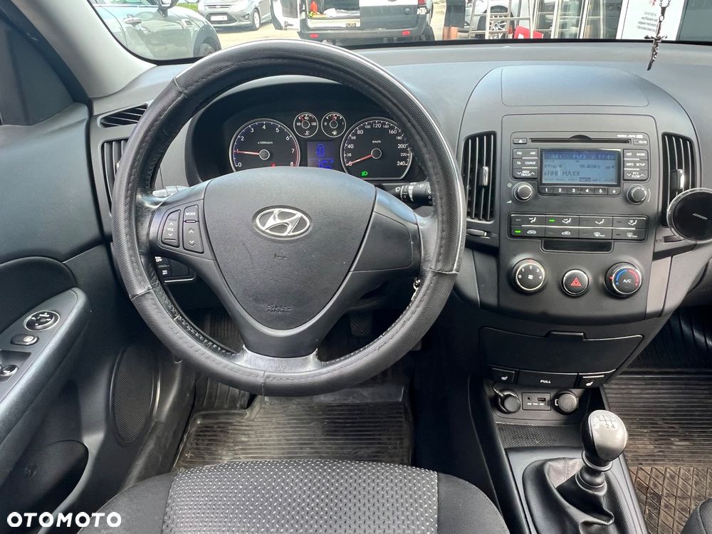 Hyundai i30 1.4 Comfort - 10