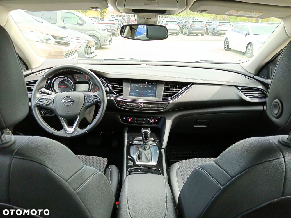 Opel Insignia 1.5 T Elite S&S - 12