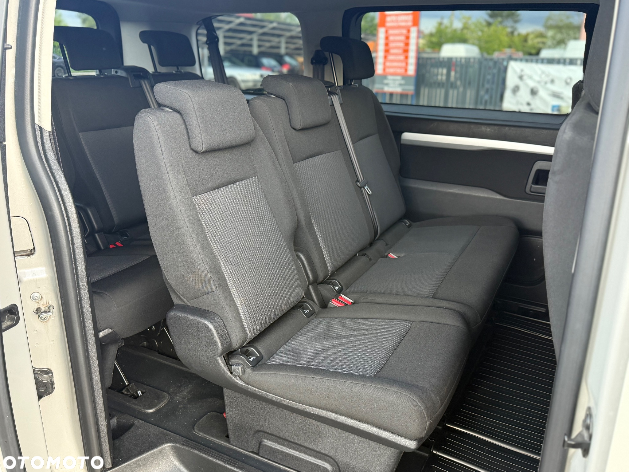 Toyota Proace Verso 1.5 D4-D Medium Business - 12