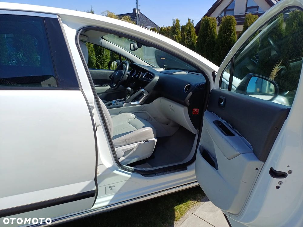 Peugeot 3008 2.0 HDi Premium+ - 7