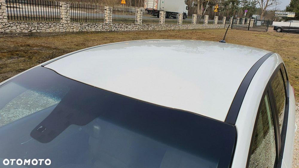 Kia Carens 1.7 CRDi S 7os - 40