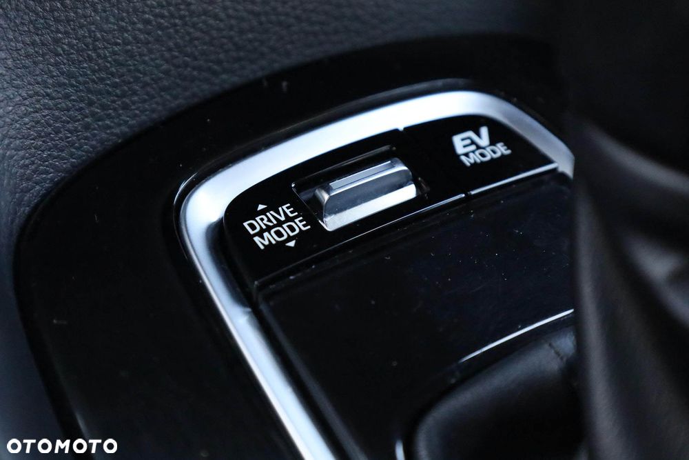 Toyota Corolla 1.8 Hybrid Comfort - 25