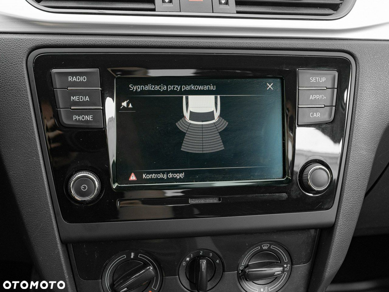 Skoda RAPID 1.0 TSI Ambition - 24