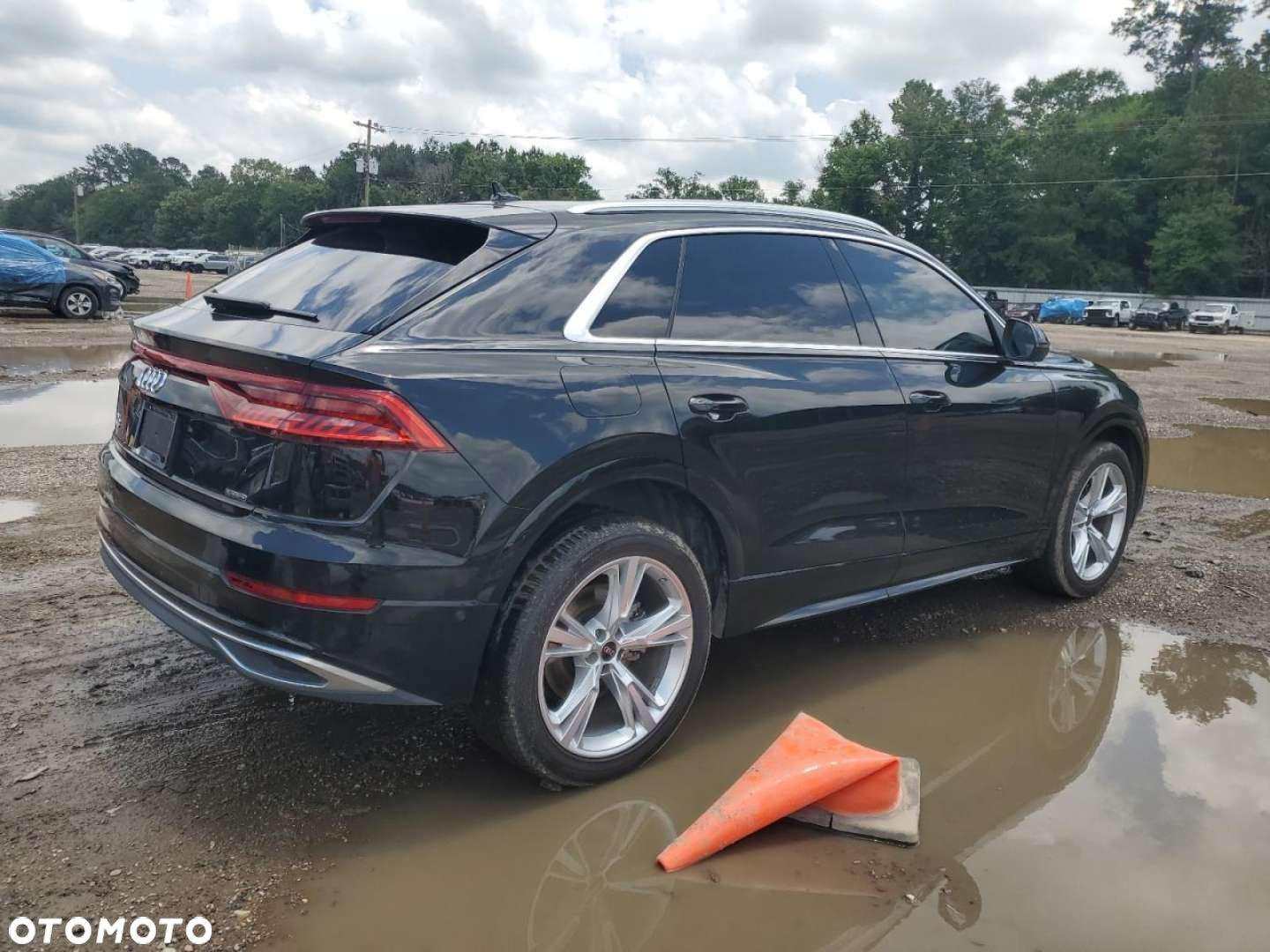 Audi Q8 - 9