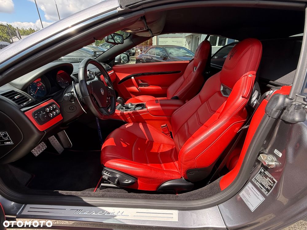 Maserati GranCabrio Sport - 24
