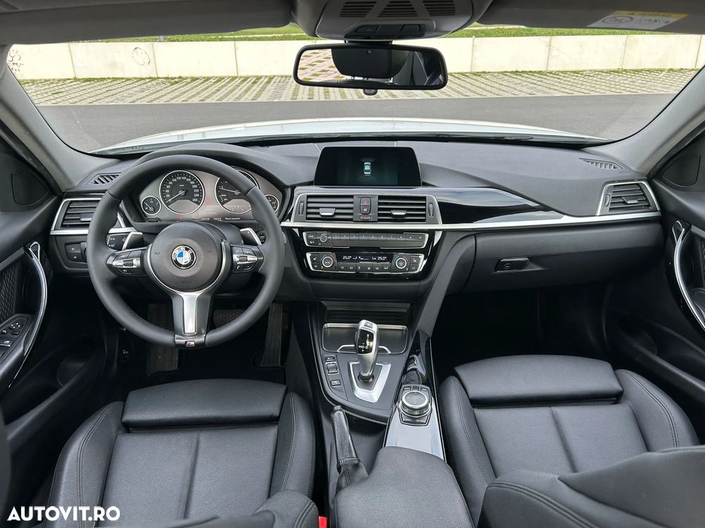 BMW Seria 3 318i Aut. M Sport - 11