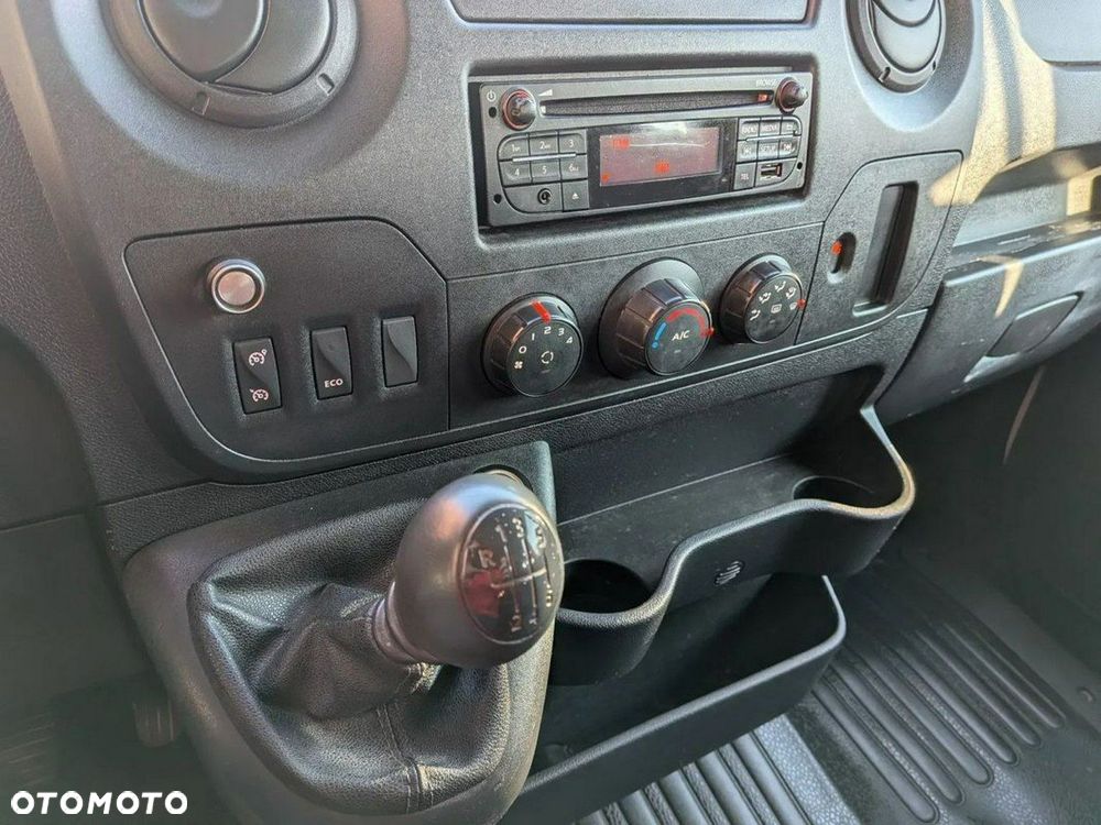 Renault Master - 15