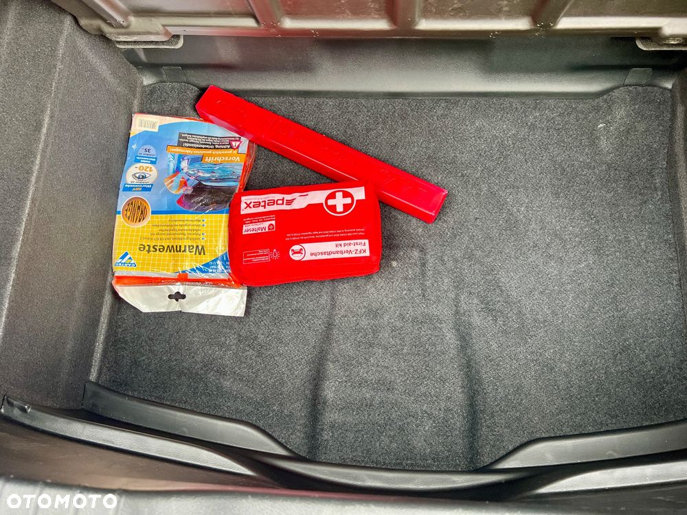 Honda Civic 1.8 i-VTEC Elegance - 28
