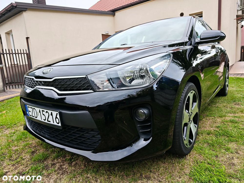 Kia Rio 1.2 L - 10