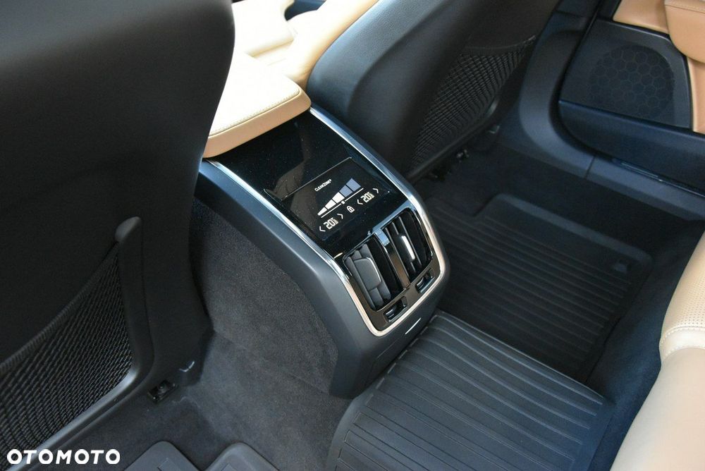 Volvo S90 - 15