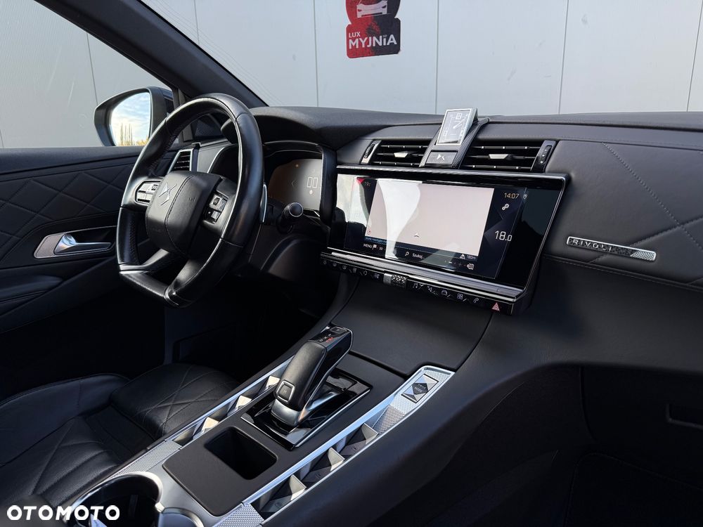 DS Automobiles DS 7 Crossback - 24