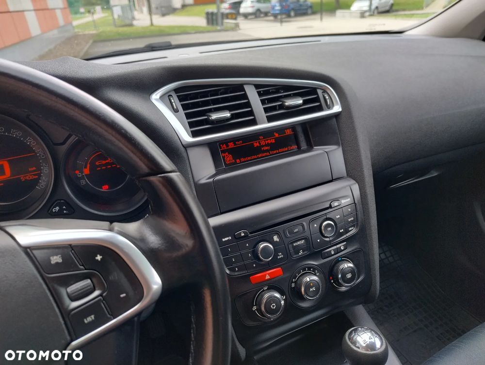 Citroën C4 VTi 95 Attraction - 14