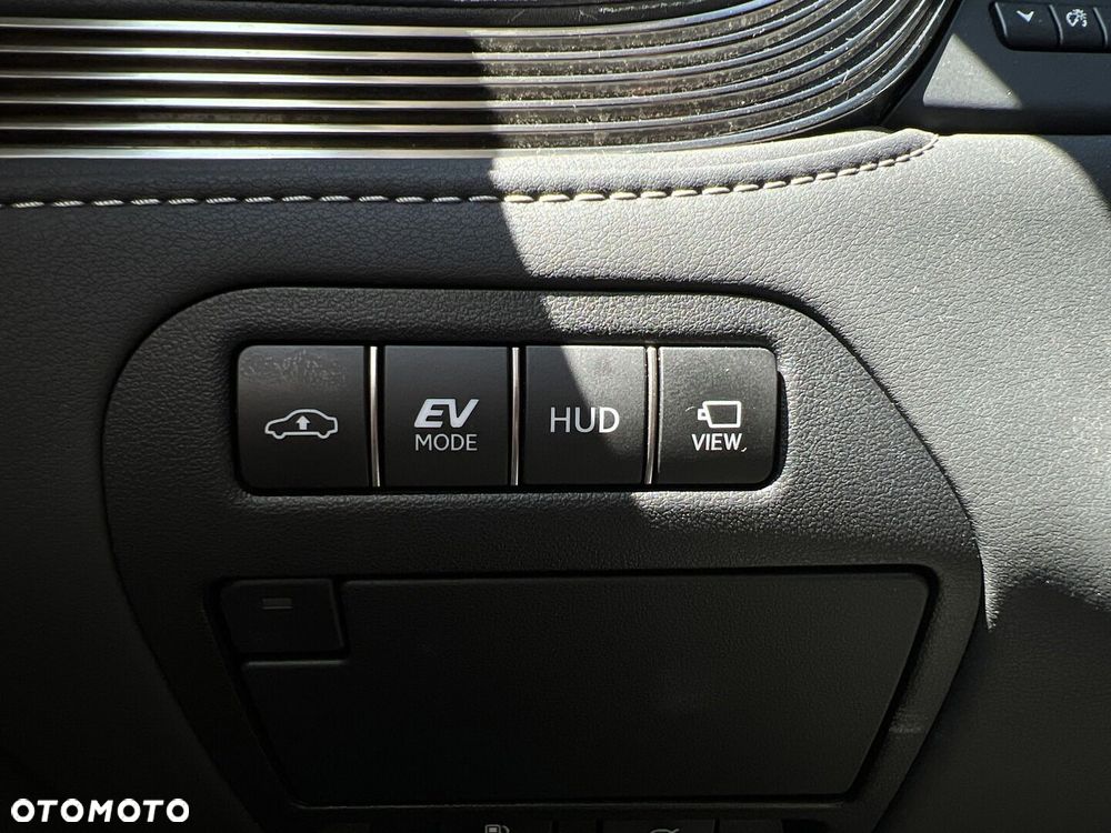 Lexus LS 500h Omotenashi AWD - 30
