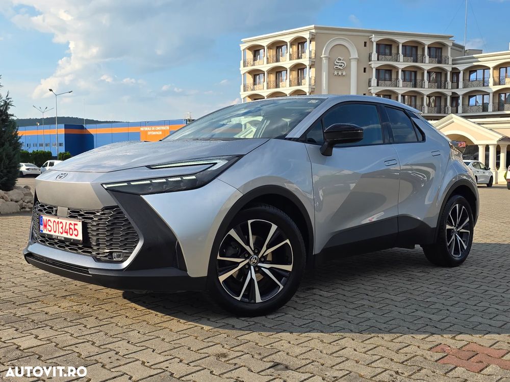 Toyota C-HR 2.0 HEV 197 CP 4x2 CVT Dynamic - 24