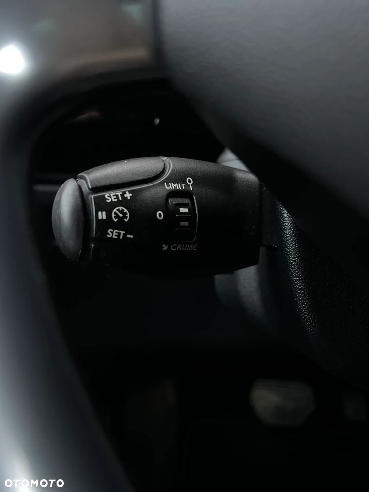 Citroën DS3 1.6 VTi SoChic - 23