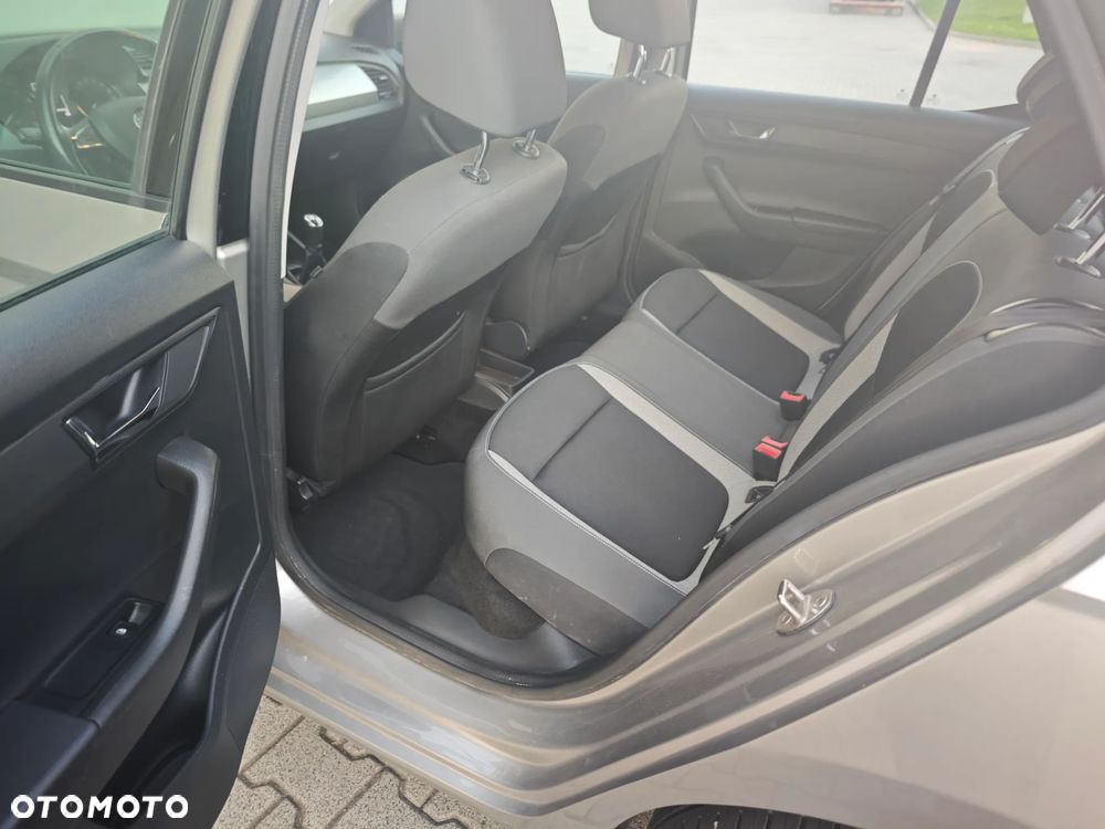 Skoda Fabia - 16