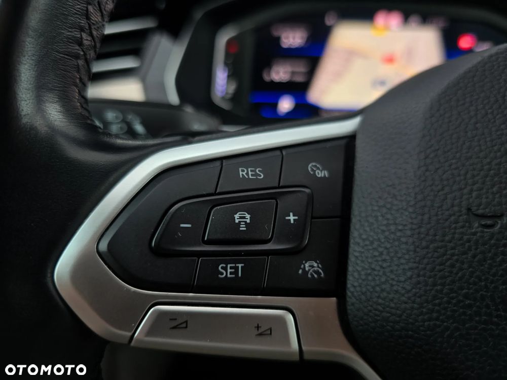 Volkswagen Passat Variant 2.0 TDI EVO Elegance DSG - 21
