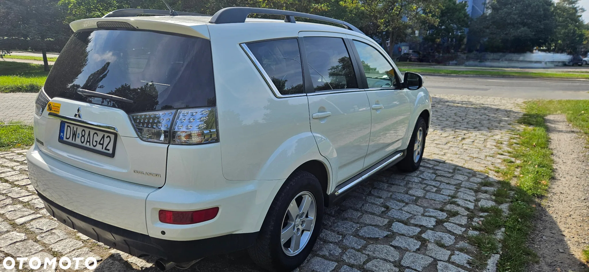 Mitsubishi Outlander 2.0 Intense + 2WD EU5 - 4