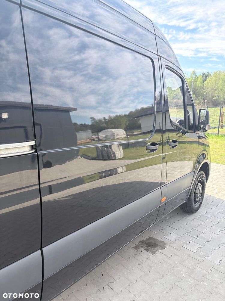 Mercedes-Benz Sprinter - 6