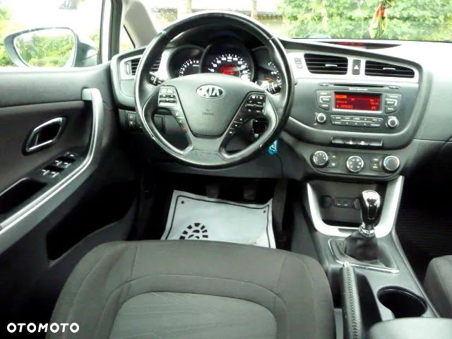 Kia Ceed Cee'd 1.4 XL - 26
