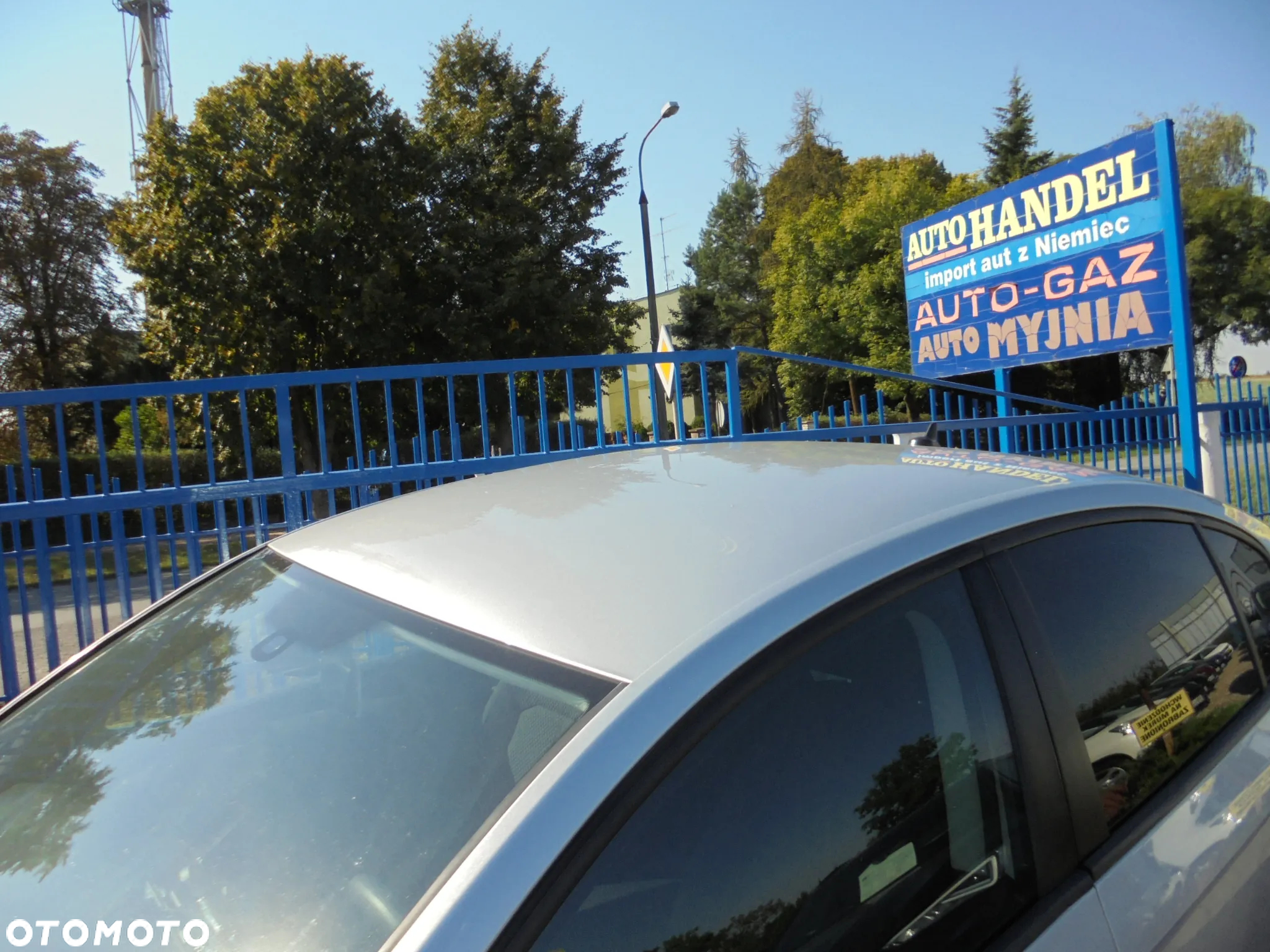 Volkswagen Passat 2.0 TDI Comfortline - 32