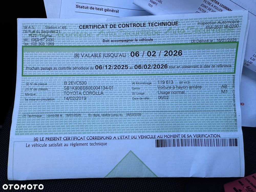 Toyota Corolla 1.8 Hybrid Executive - 19