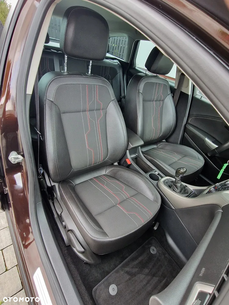Opel Astra 1.4 Turbo 150 Jahre - 11