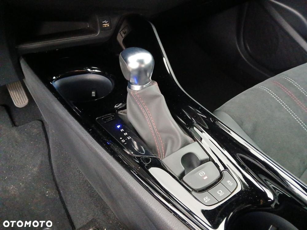 Toyota C-HR 2.0 Hybrid GR Sport - 39