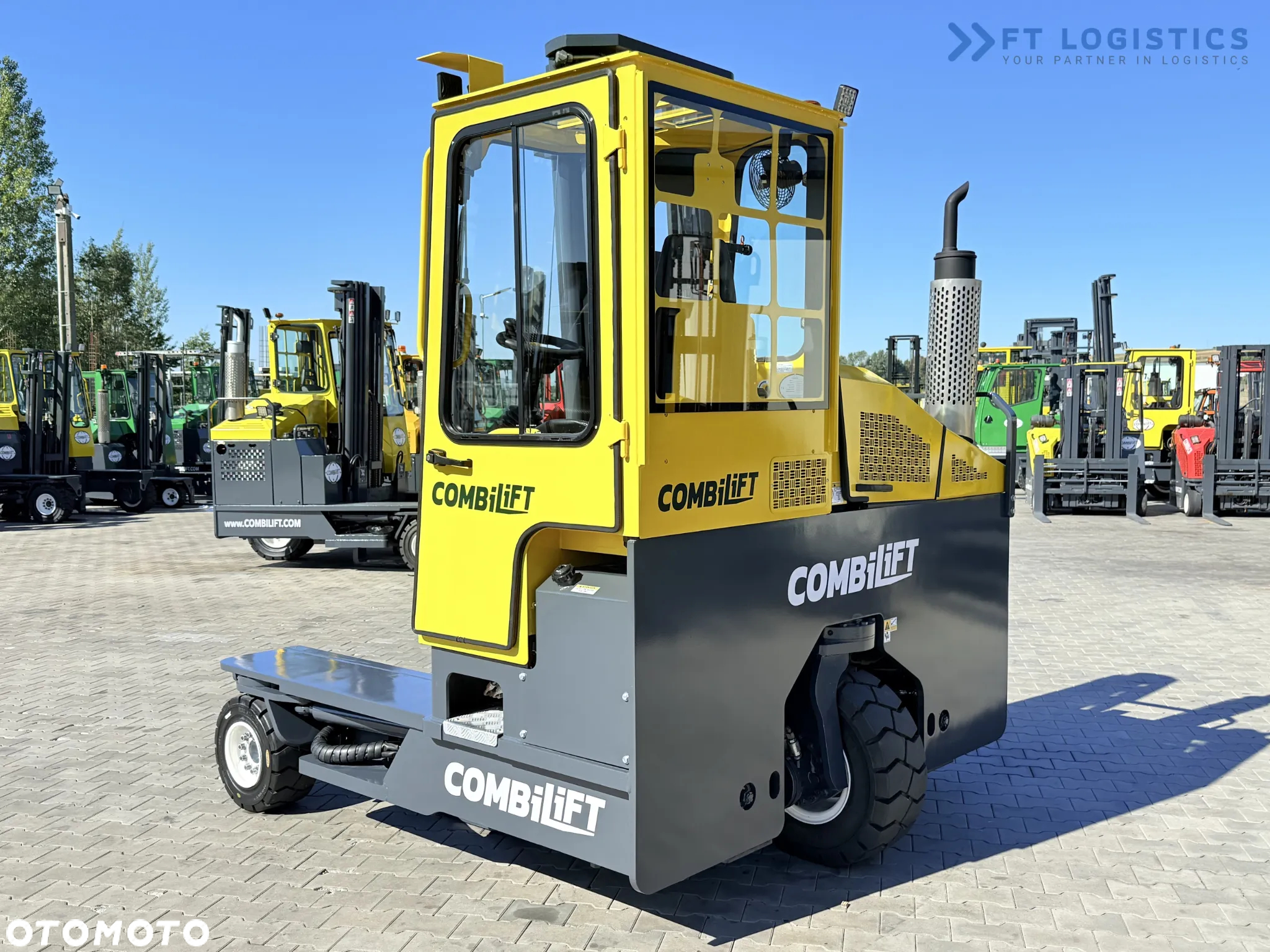 Combilift WÓZEK CZTEROKIERUNKOWY - WIELOKIERUNKOWY C4000 / DIESEL / DUPLEX 4100MM /JEDYNE 2888 MOTOGODZIN /  POZYCJONER WIDEŁ / PEŁNA KABINA - OGRZEWANIE / STAN IDEALNY / Szeroka oferta wózków czterokierunkowych i bocznych, dopasowanych do różnorodnych potrzeb i zastosowań - 9