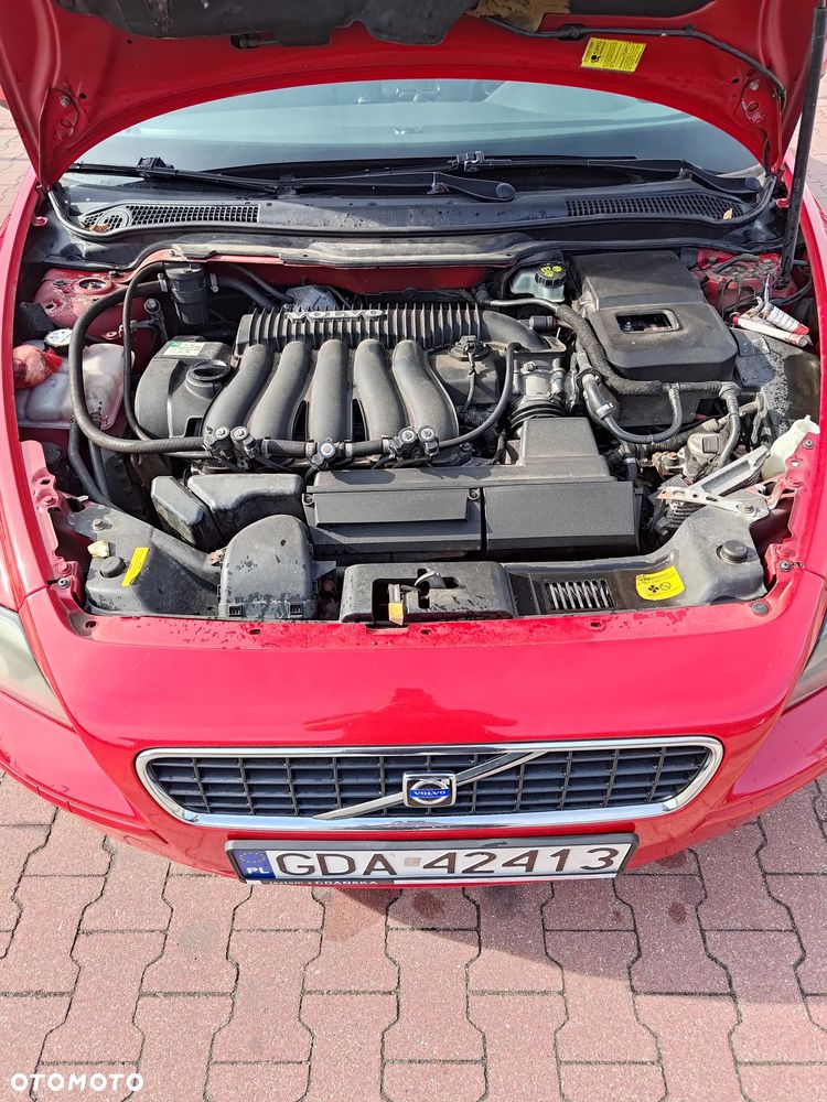Volvo S40 2.4i - 16