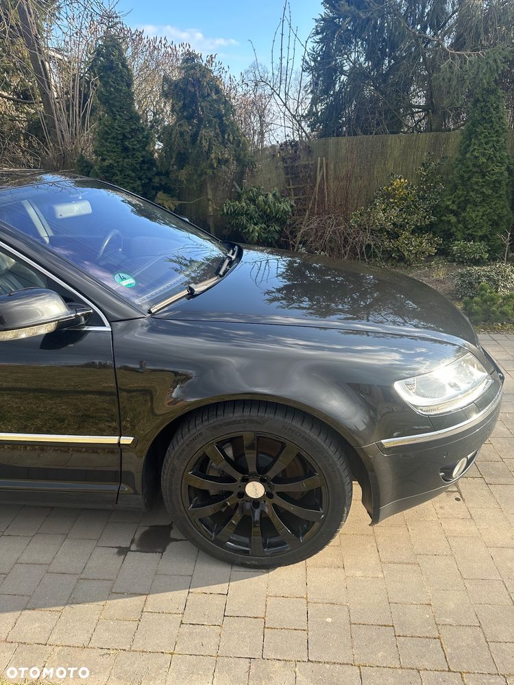 Volkswagen Phaeton - 22