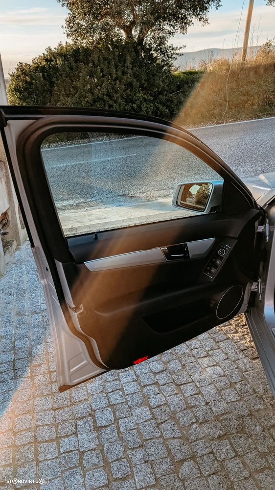 Mercedes-Benz C 220 CDI DPF BlueEFFICIENCY - 15