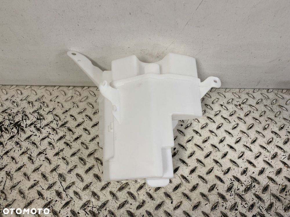 NOWY ORYGINALNY ZBIORNICZEK SPRYSKIWACZY VOLVO V70 XC70 S80 30784233 - 6