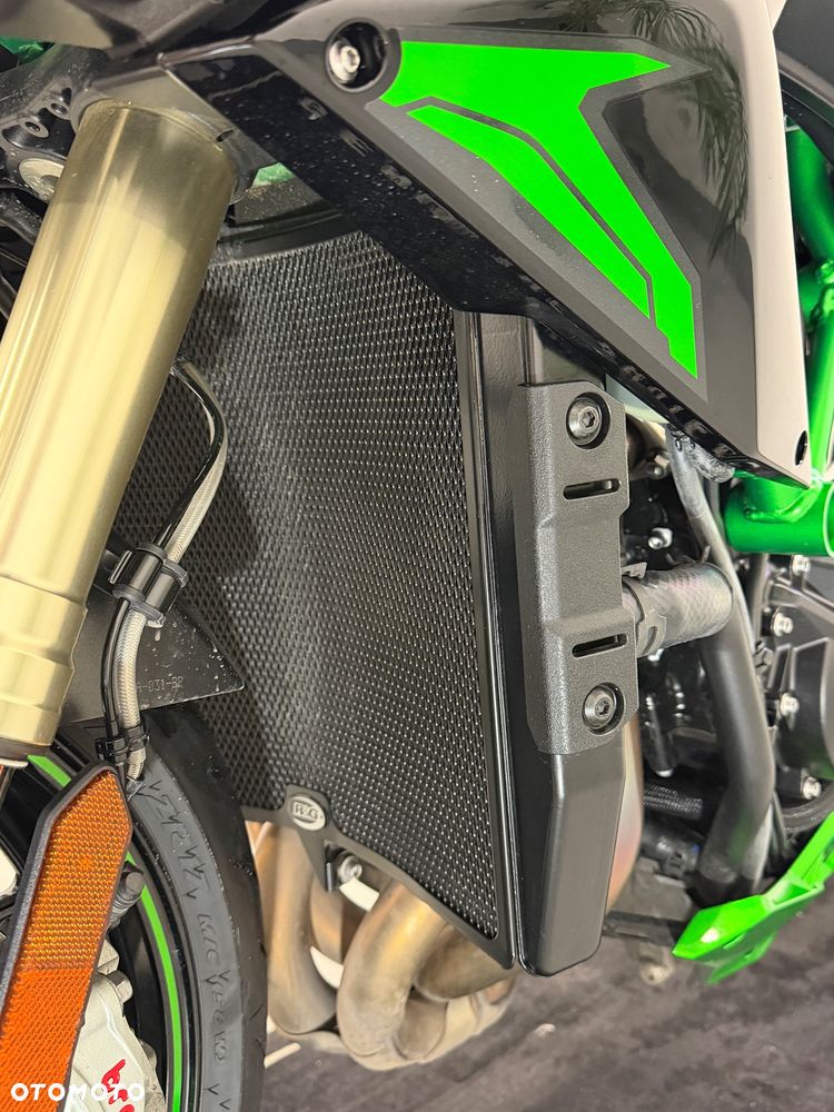 Kawasaki H2 - 20