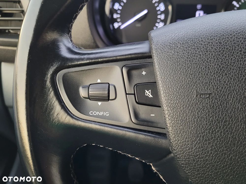 Opel Vivaro ZAB.BOTT KLIMA KAMERA WEBASTO NAVI FV23% - 36