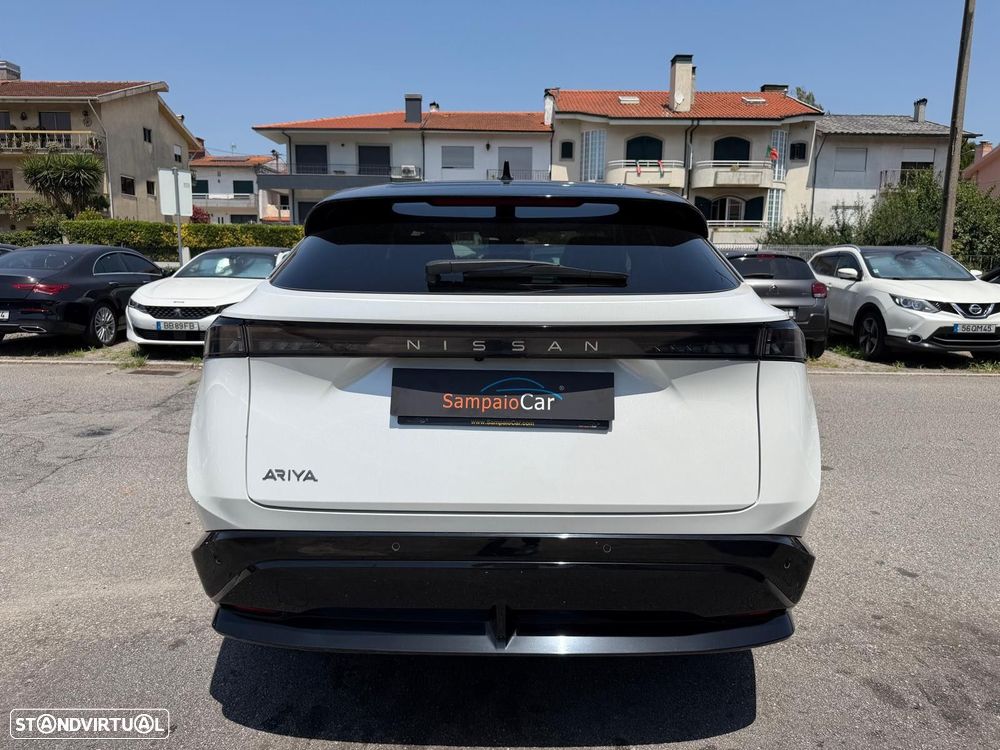 Nissan Ariya 63 kWh Evolve Carr. 22kW + Pack Sport - 14
