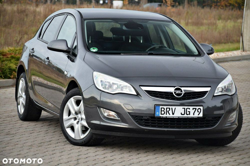 Opel Astra - 1