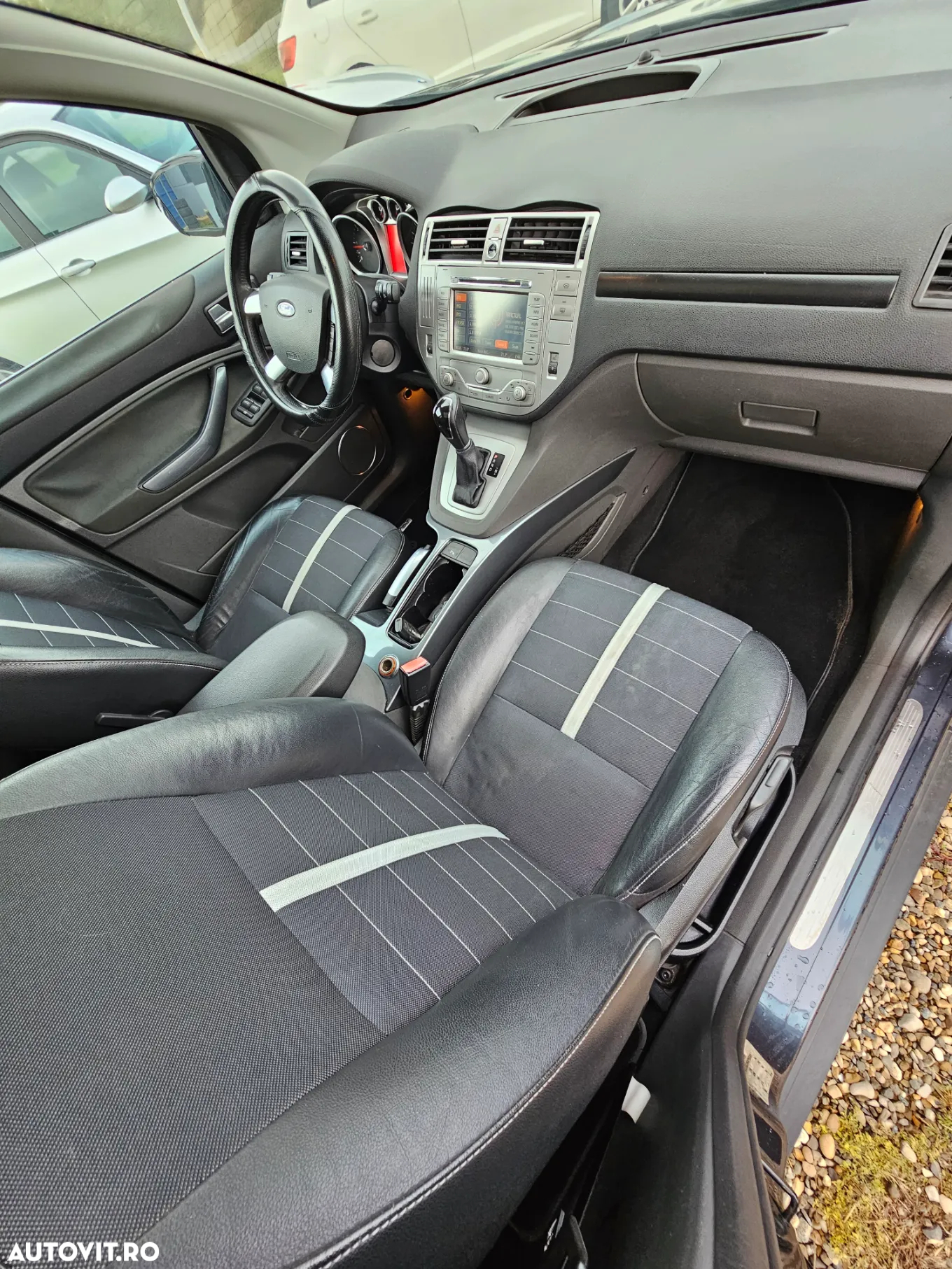 Ford Kuga 2.0 TDCi 4x4 Aut. Titanium - 7