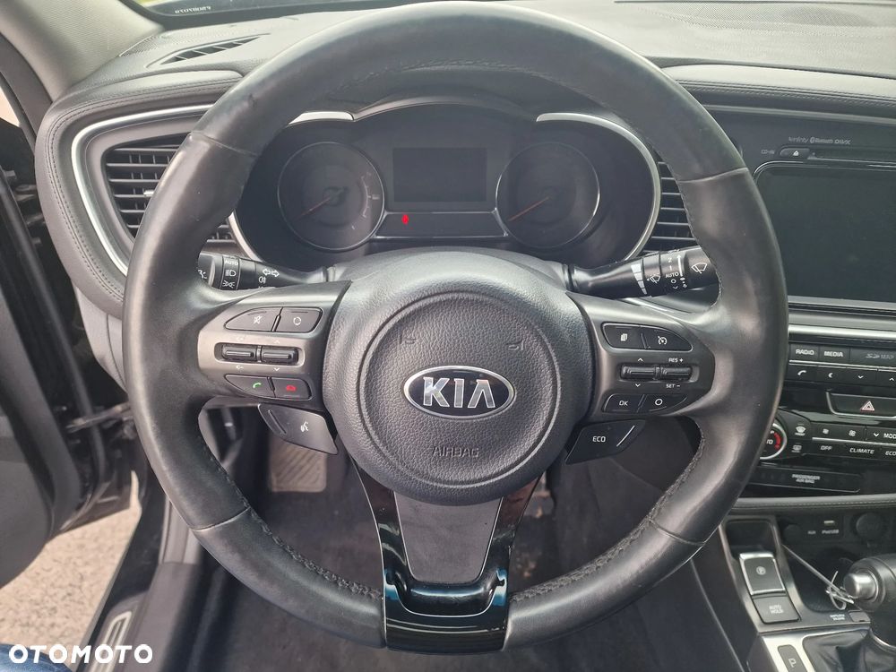 Kia Optima 2.0 CVVT Hybrid Spirit - 22